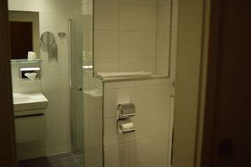 Bathroom amenities