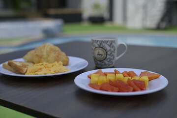 Breakfast meal