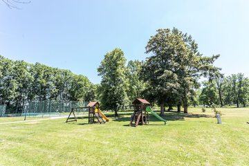 Children's play area - outdoor