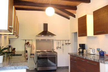 Photo 30