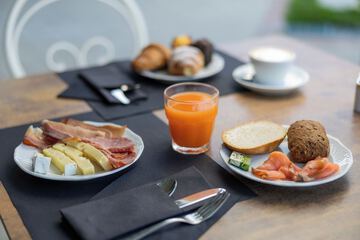 Breakfast meal