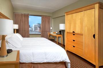 Avalon Hotel & Conference Center