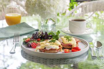 Breakfast/Coffee Service 25 of 32