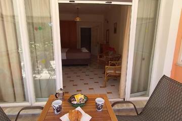 Photo 48