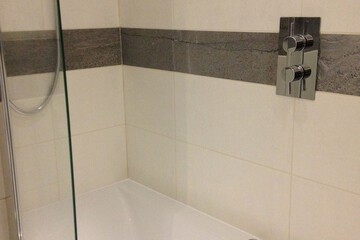 Jetted tub