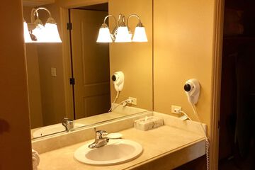 Bathroom sink