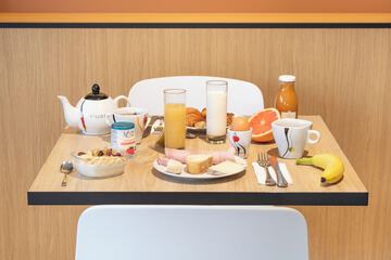 Breakfast buffet