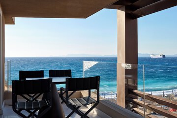 Beach/ocean view