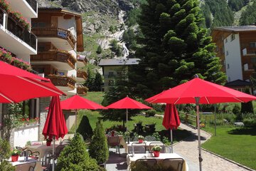 Sundeck