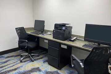 Business Center 20 of 20