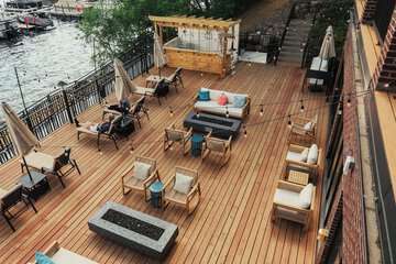 Sundeck