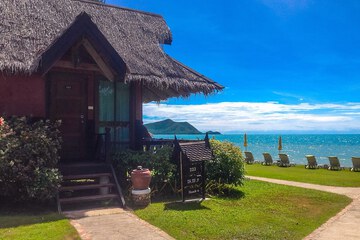 Beach/ocean view