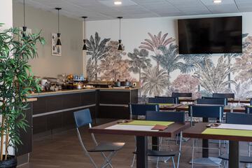 Breakfast area