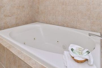 Jetted Tub