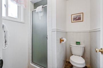 Room 167 of 212