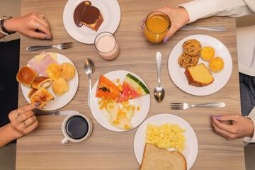 Breakfast meal