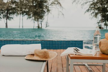 Infinity pool