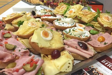 Breakfast buffet