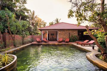 Private pool