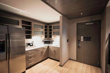 Hotel Interior 16 of 116