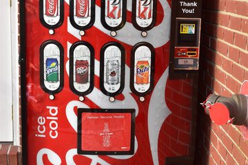 Vending machine