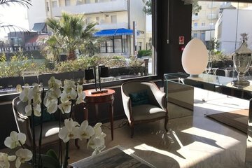 Lobby sitting area