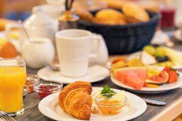 Breakfast meal