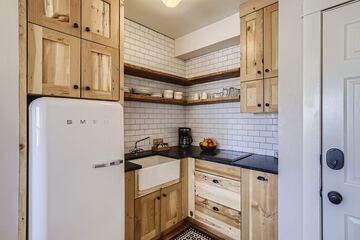 Private kitchenette
