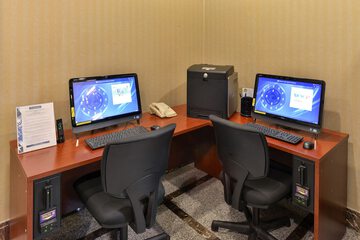 Business Center 47 of 49