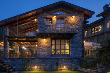 Front of property - evening/night