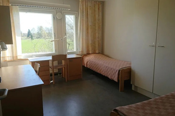 guest_rooms