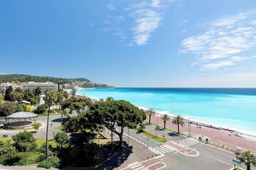 Beach/ocean view