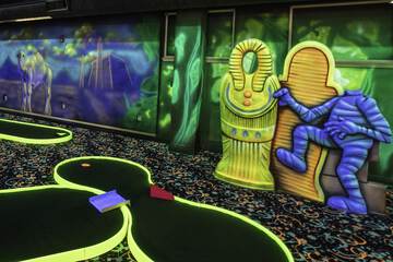 Mini-golf