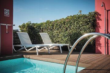 Rooftop pool