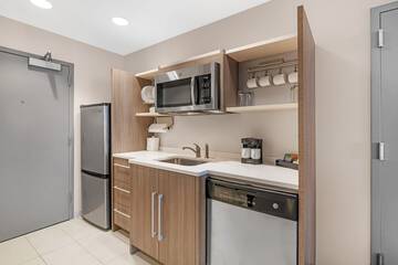 Private kitchenette