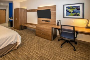 Room 103 of 135