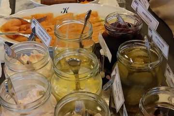 Breakfast buffet