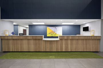 Check-in/check-out kiosk