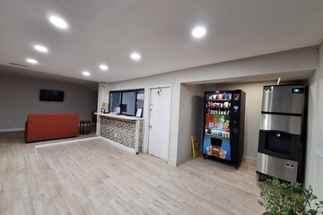 Hotel Interior 6 of 15