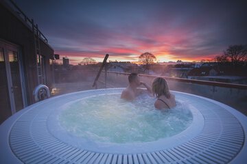 Rooftop pool