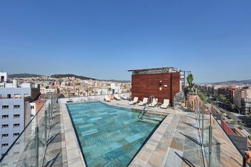 Rooftop pool