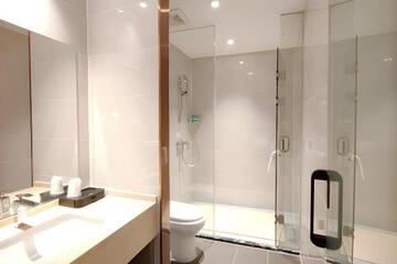 Photo 32