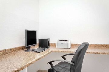 Business Center 47 of 47