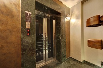 Elevator