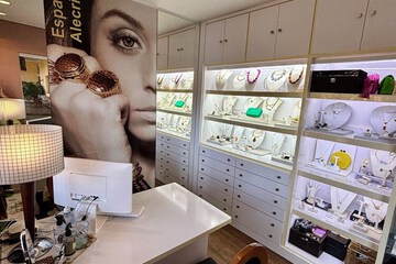 Gift shop