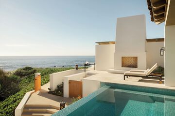 Private pool