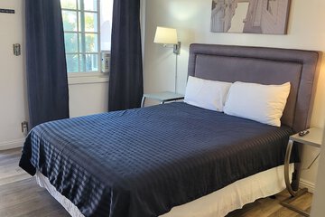 Hotel Exterior 58 of 65