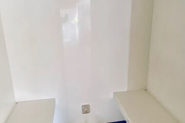 Steam room