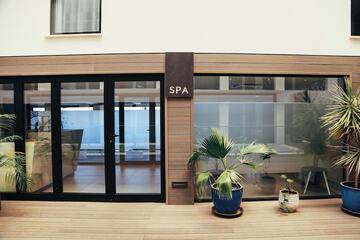 Spa reception