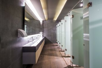Bathroom shower